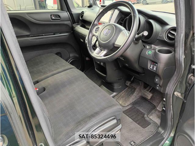 Honda N BOX 2016-02 6677094-15