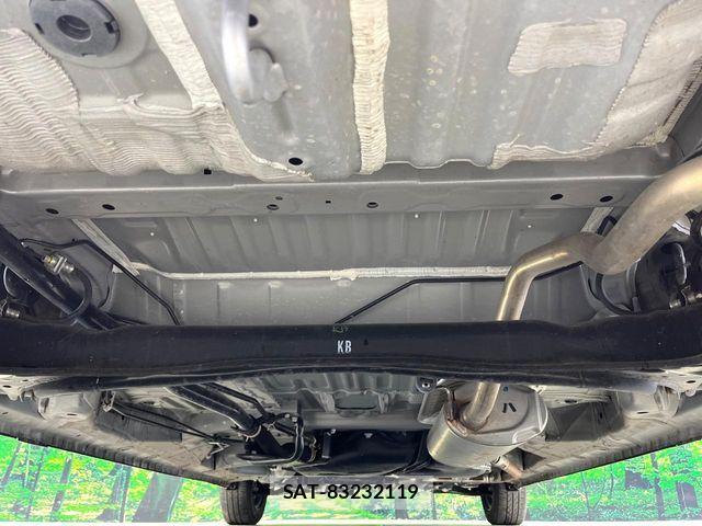 Honda N BOX 2025-04 6677060-18
