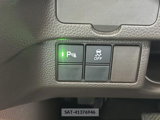 Honda N BOX 2021-04 6677081-13