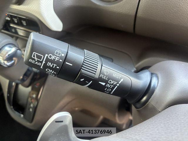 Honda N BOX 2021-04 6677081-8