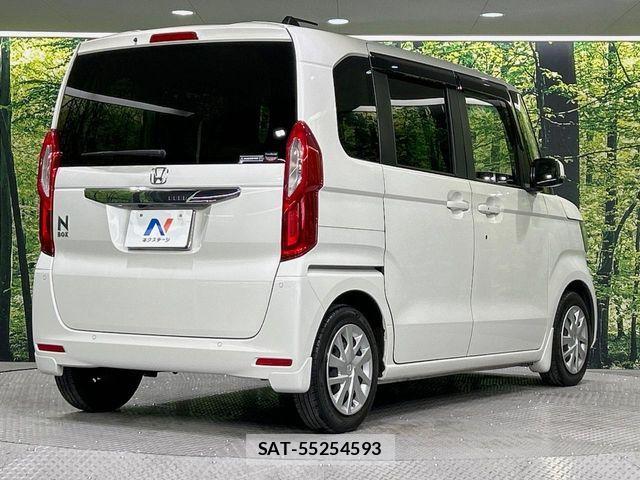 Honda N BOX 2021-09 6677067-16