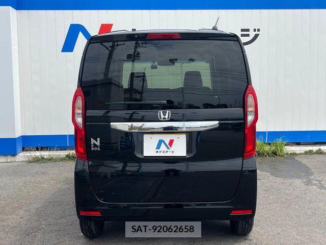 Honda N BOX 2022-08 6677069-15
