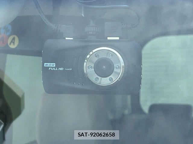 Honda N BOX 2022-08 6677069-6