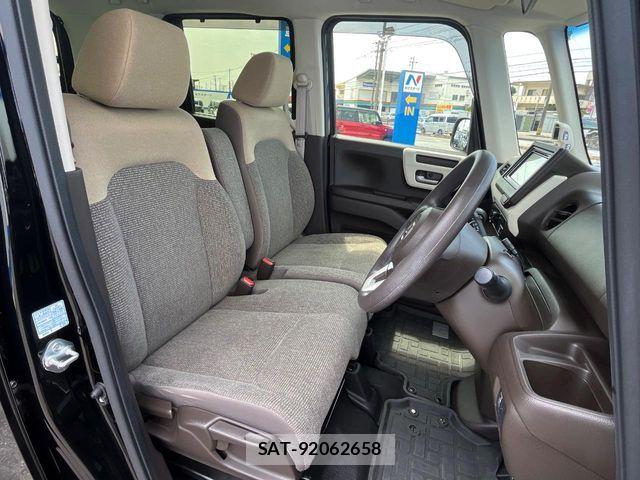 Honda N BOX 2022-08 6677069-8