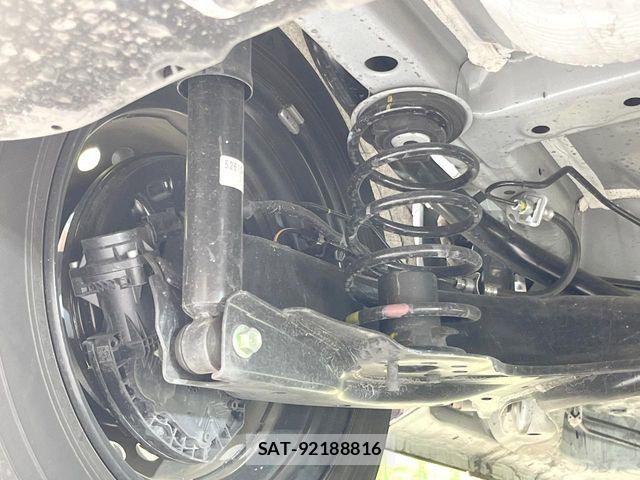 Honda N BOX 2025-06 6677046-19