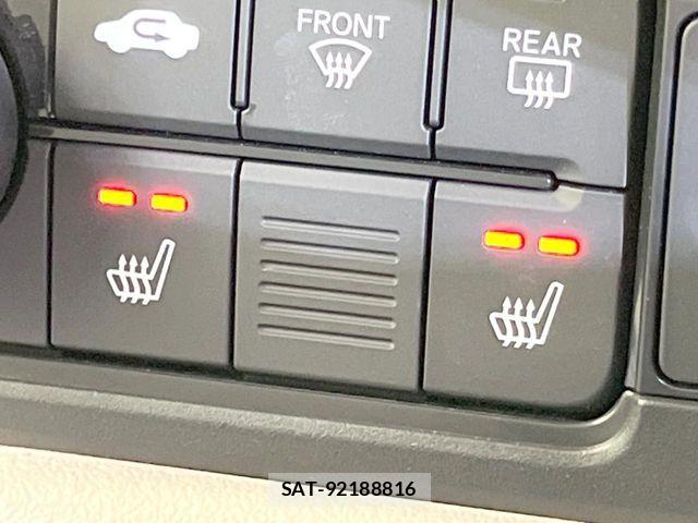 Honda N BOX 2025-06 6677046-5