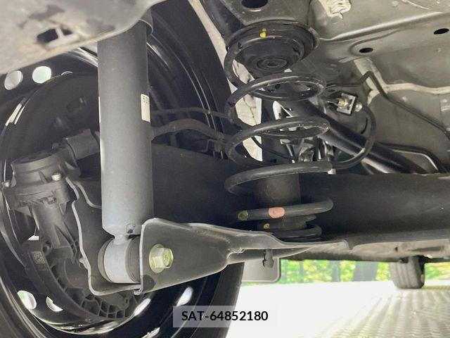 Honda N BOX 2023-04 6677064-19