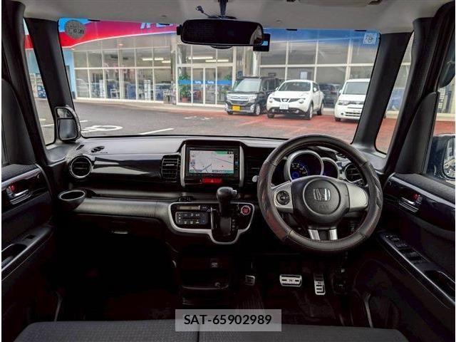 Honda N BOX 2015-06 6677093-13