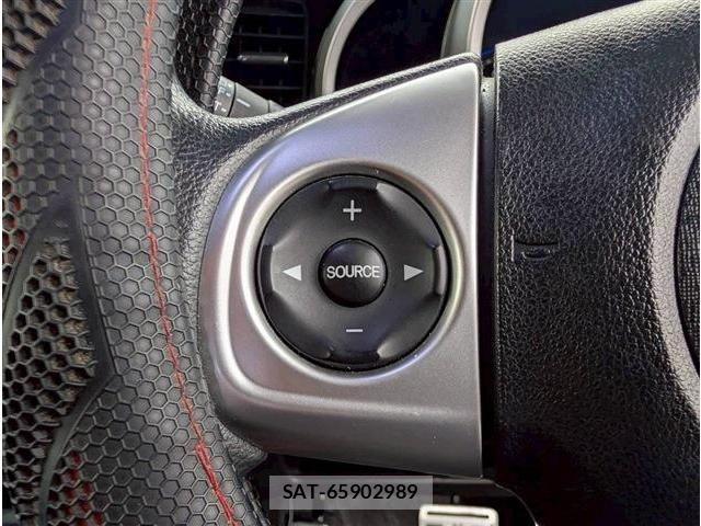 Honda N BOX 2015-06 6677093-19