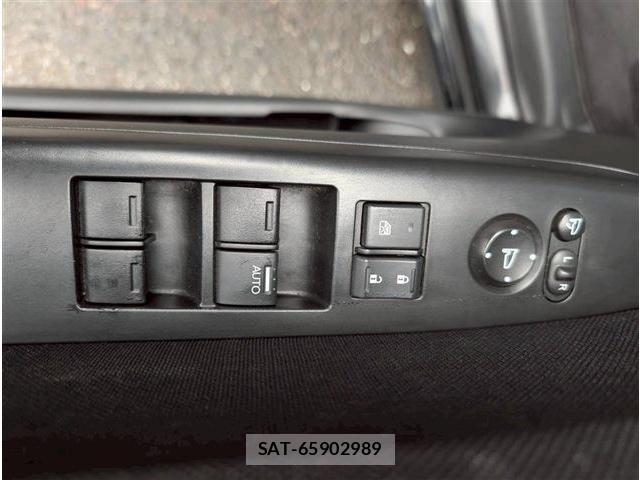 Honda N BOX 2015-06 6677093-28