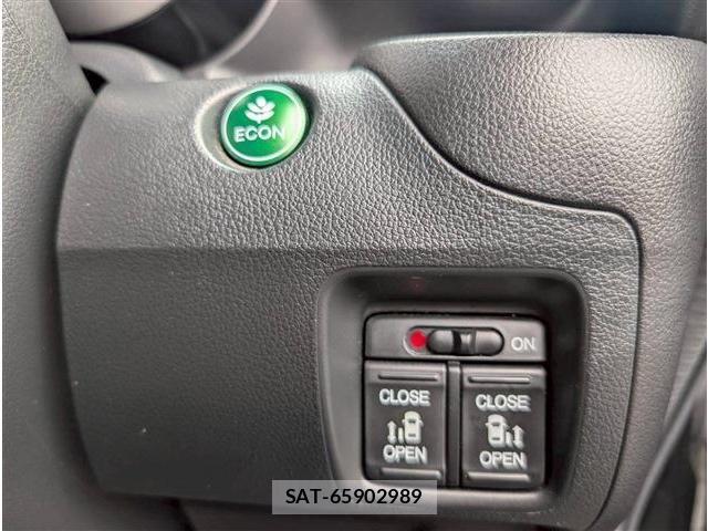 Honda N BOX 2015-06 6677093-29