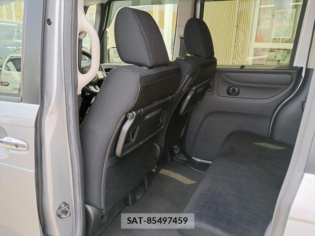 Honda N BOX 2017-07 6683913-9