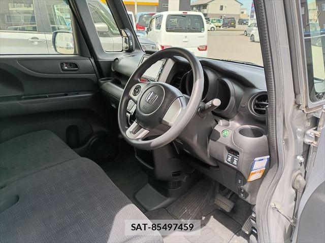 Honda N BOX 2017-07 6683913-18