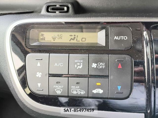 Honda N BOX 2017-07 6683913-21