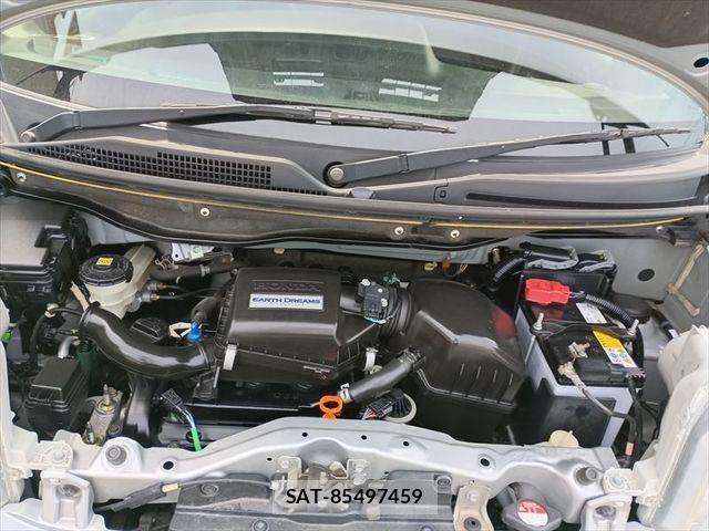 Honda N BOX 2017-07 6683913-29