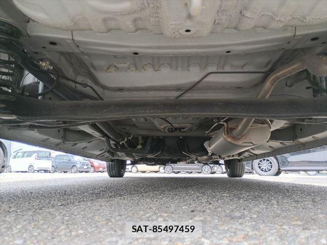 Honda N BOX 2017-07 6683913-5