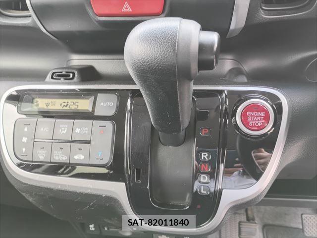 Honda N BOX 2017-03 6683912-20