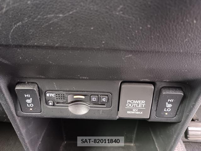 Honda N BOX 2017-03 6683912-21