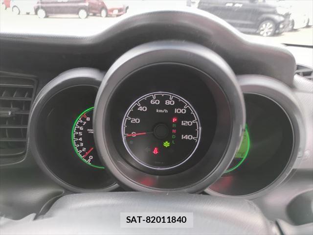 Honda N BOX 2017-03 6683912-23