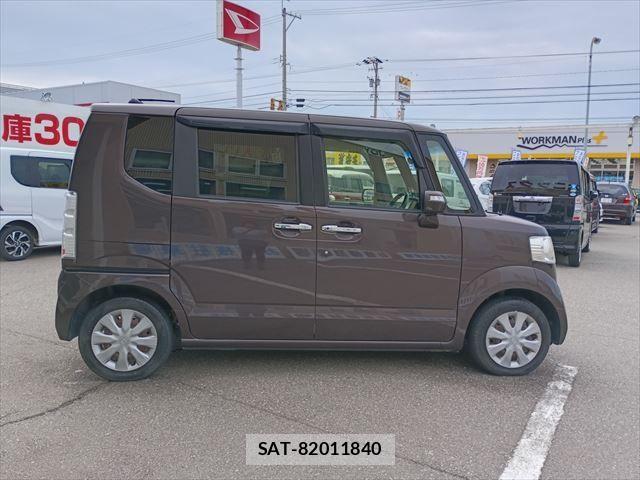 Honda N BOX 2017-03 6683912-3