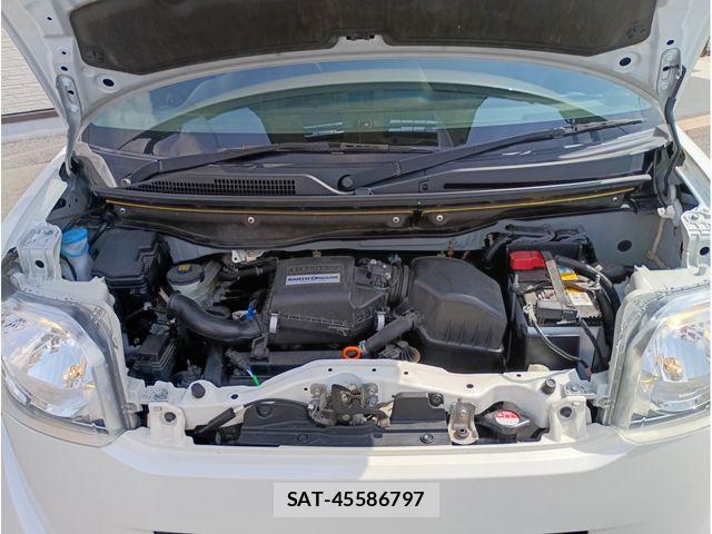 Honda N BOX 2017-02 6682777-12