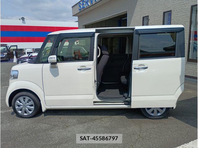 Honda N BOX 2017-02 6682777-17