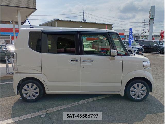 Honda N BOX 2017-02 6682777-7