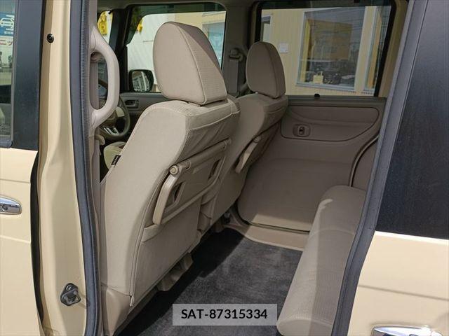 Honda N BOX 2015-06 6683916-10