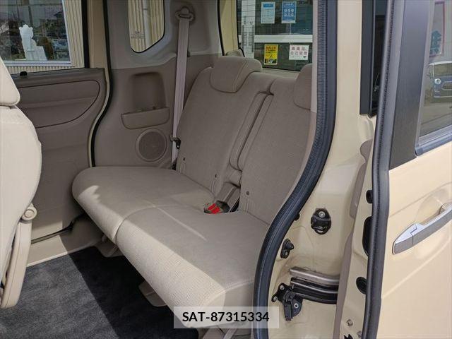 Honda N BOX 2015-06 6683916-11