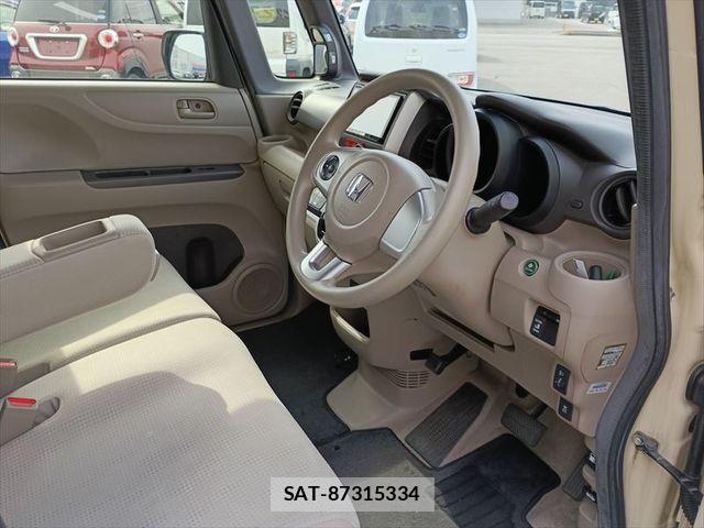 Honda N BOX 2015-06 6683916-18