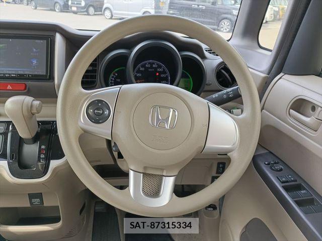 Honda N BOX 2015-06 6683916-1