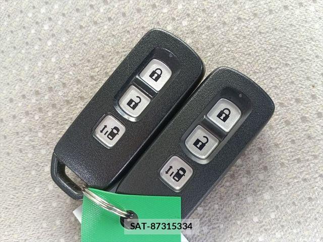 Honda N BOX 2015-06 6683916-28