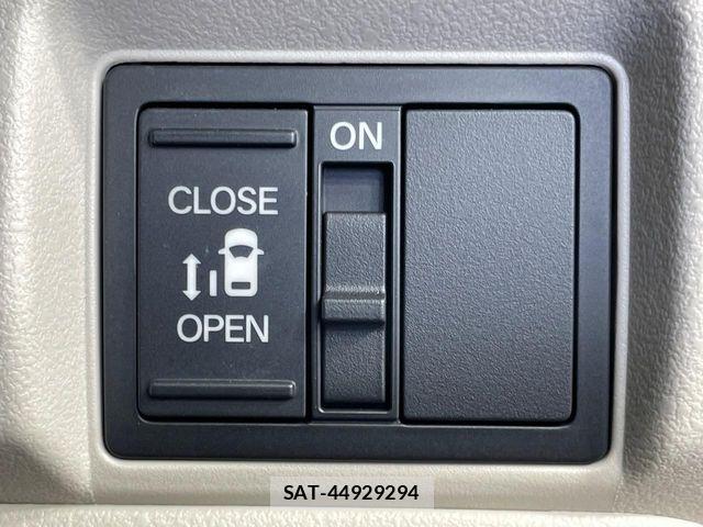 Honda N BOX 2024-11 6682770-3