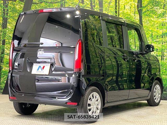 Honda N BOX 2024-03 6683906-17