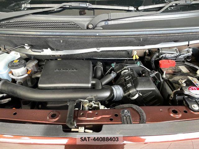 Honda N BOX 2023-09 6683907-17