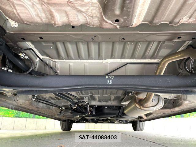 Honda N BOX 2023-09 6683907-18
