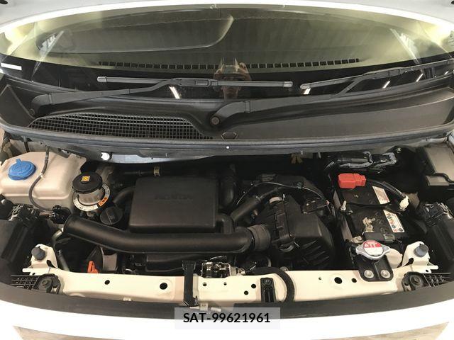 Honda N BOX 2023-02 6716787-29