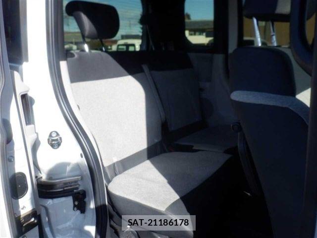 Honda N BOX 2023-11 6716762-4