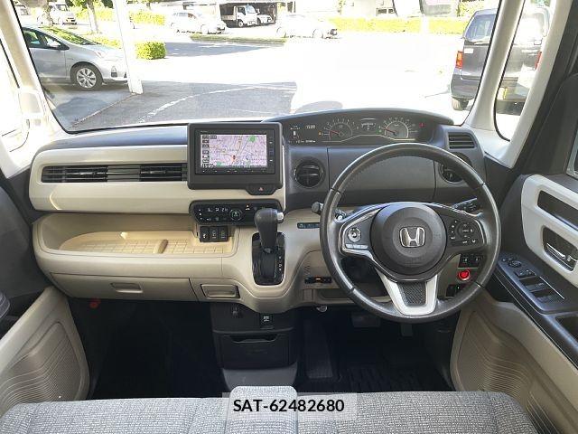Honda N BOX 2018-11 6716793-1