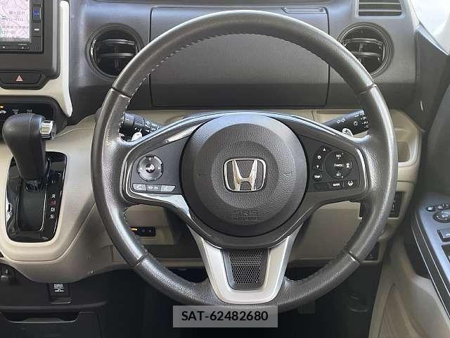 Honda N BOX 2018-11 6716793-4