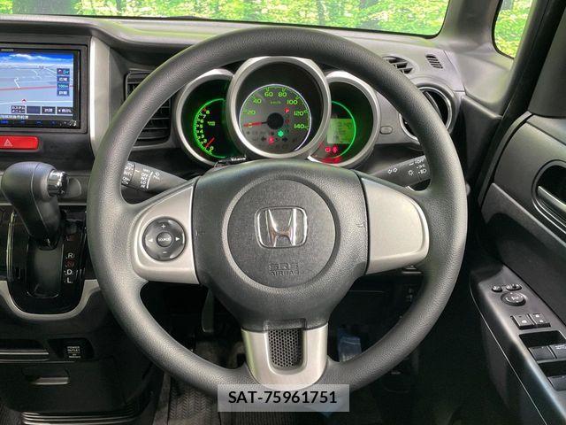 Honda N BOX 2013-11 6716798-10