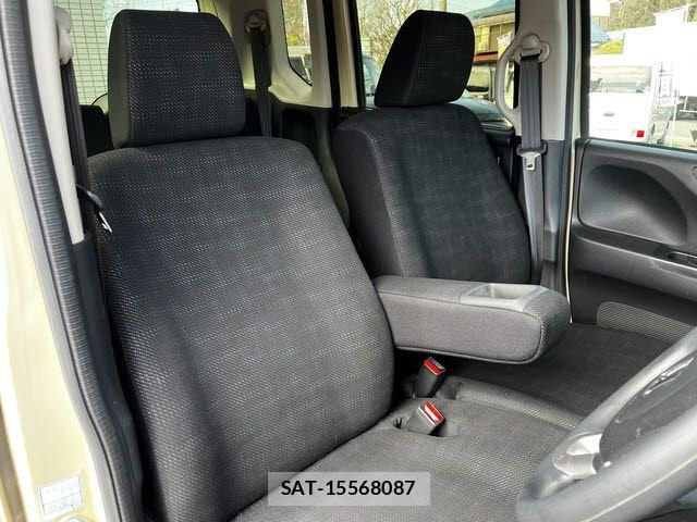 Honda N BOX 2016-11 6752541-18