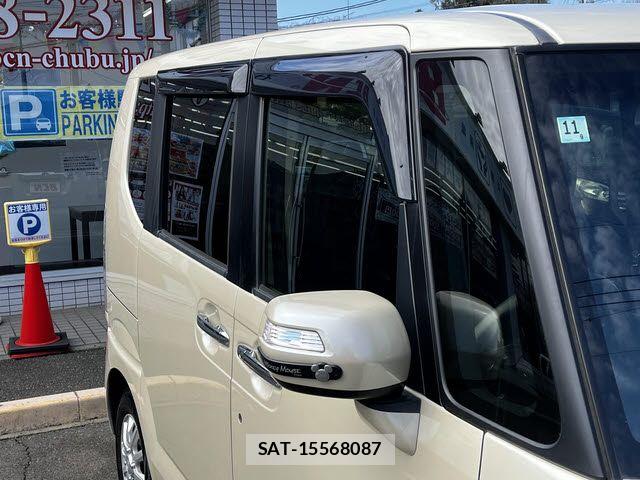 Honda N BOX 2016-11 6752541-24