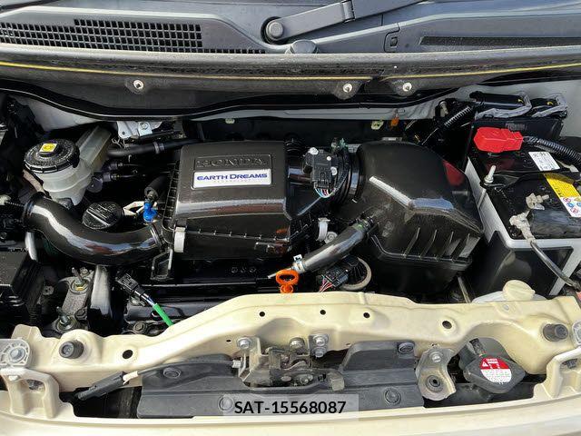 Honda N BOX 2016-11 6752541-27