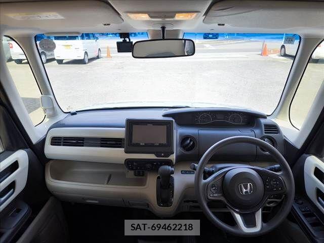 Honda N BOX 2019-08 6752551-10