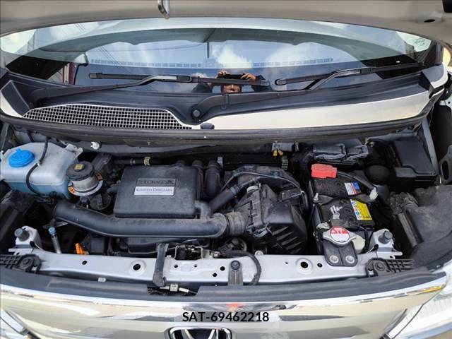 Honda N BOX 2019-08 6752551-18