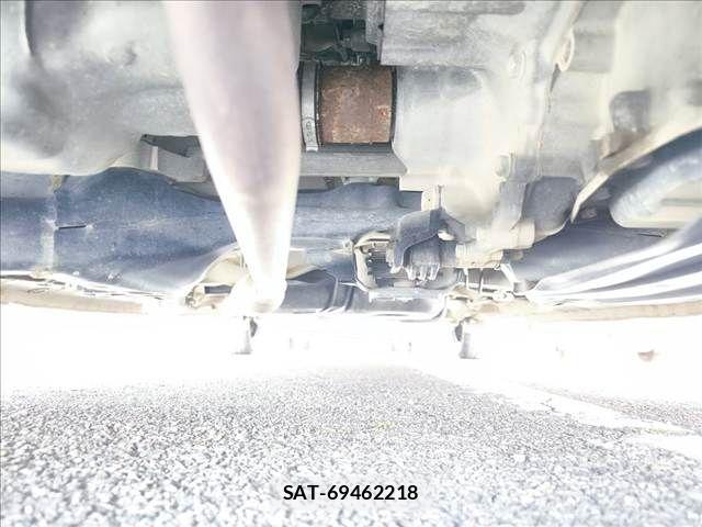 Honda N BOX 2019-08 6752551-19