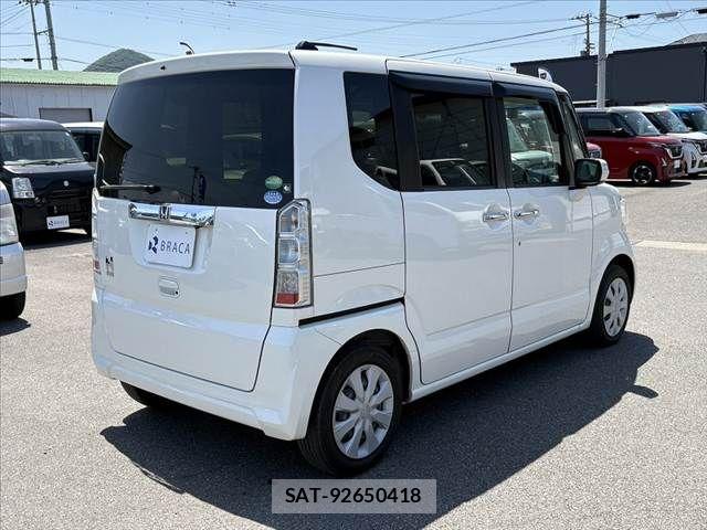 Honda N BOX 2016-09 6752552-14