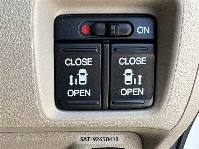 Honda N BOX 2016-09 6752552-2