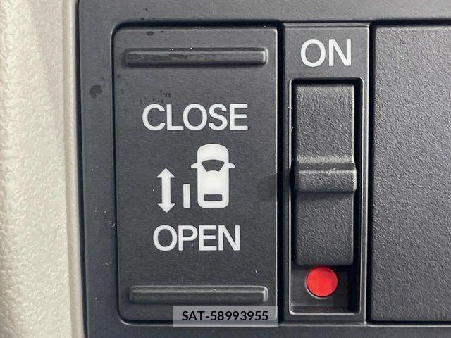 Honda N BOX 2025-11 6752502-2